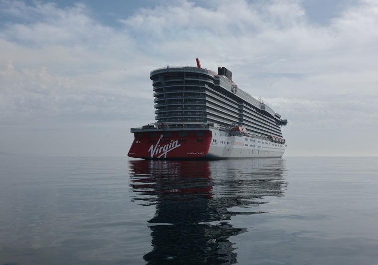 SUR photograph of the new cruise ship.